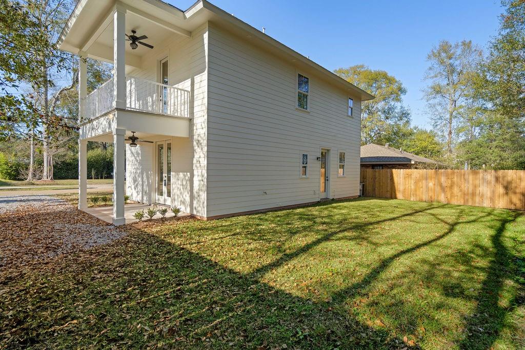 218 N JACKSON Street