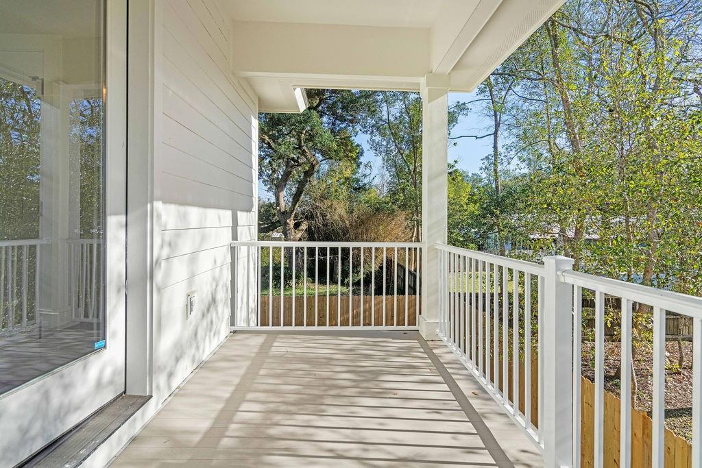 218 N JACKSON Street