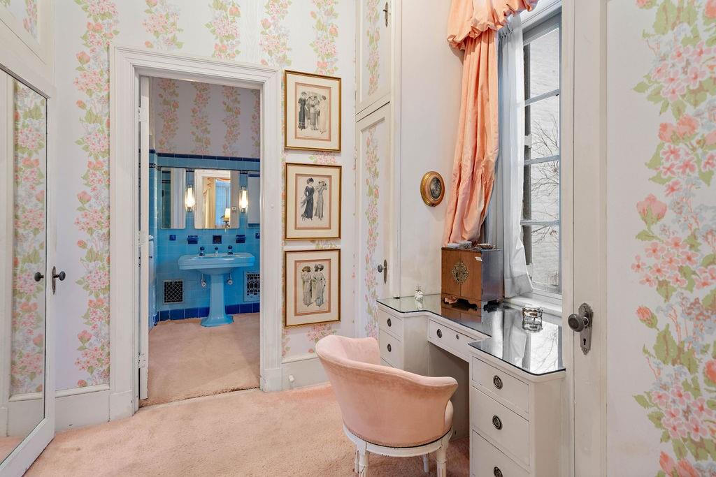 416 S AMERICA Street