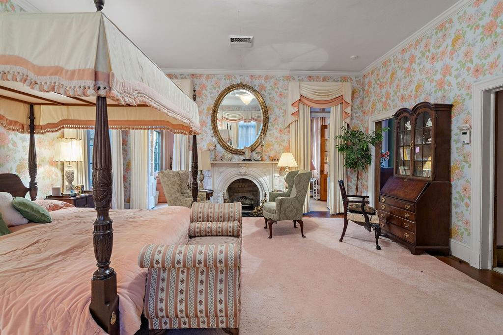 416 S AMERICA Street