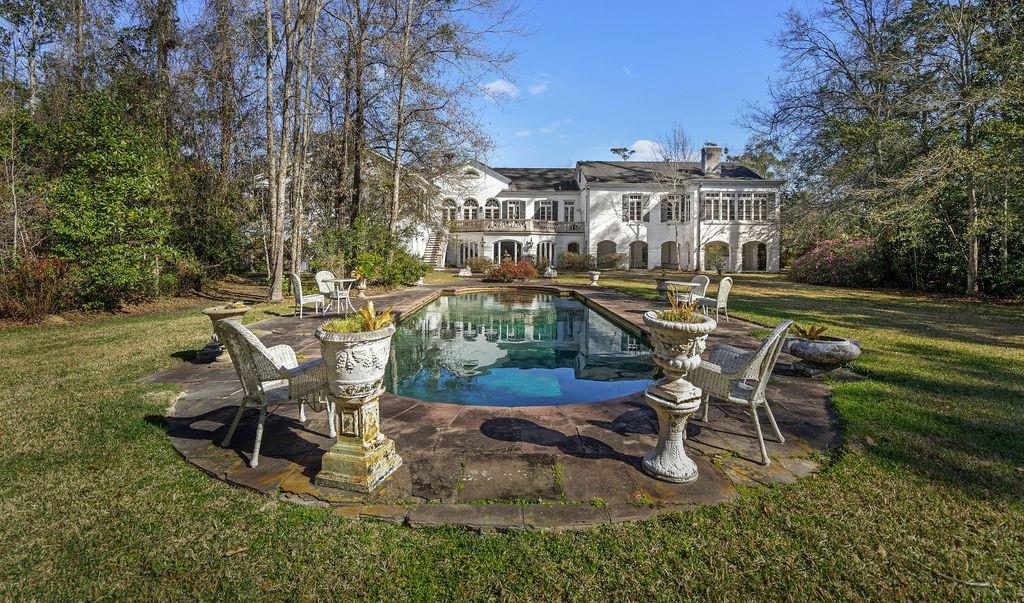 416 S AMERICA Street