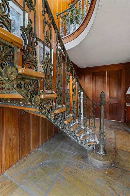 416 S AMERICA Street