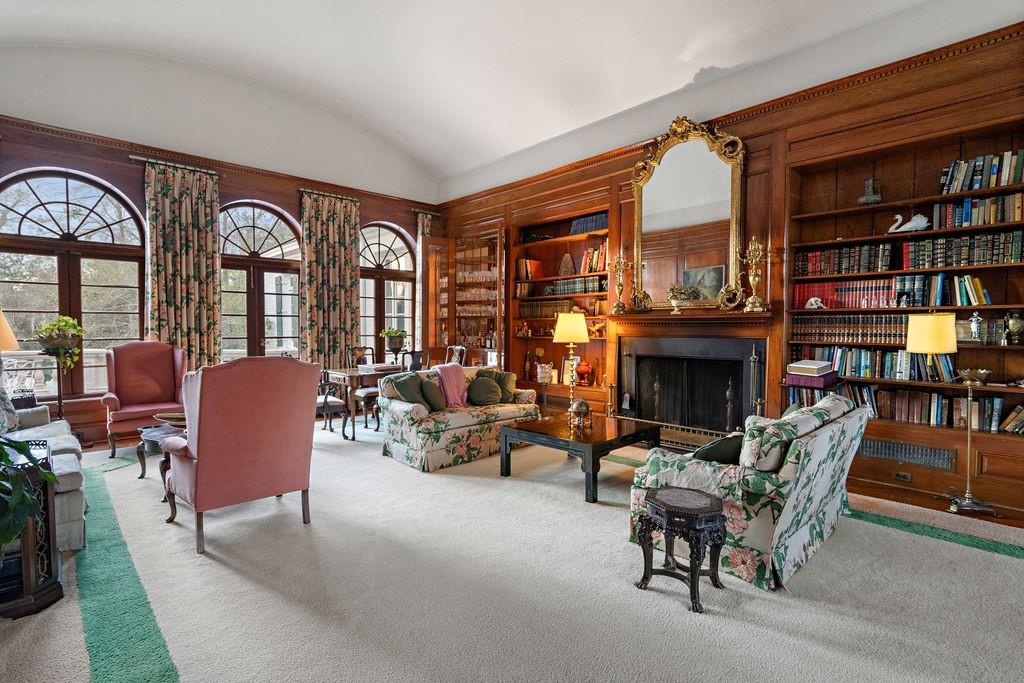 416 S AMERICA Street