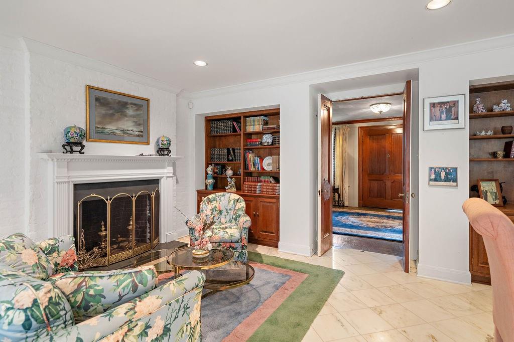 416 S AMERICA Street