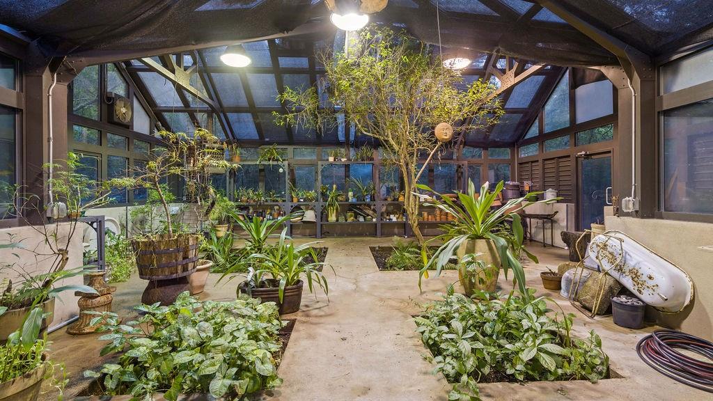 12100 HAY HOLLOW Road