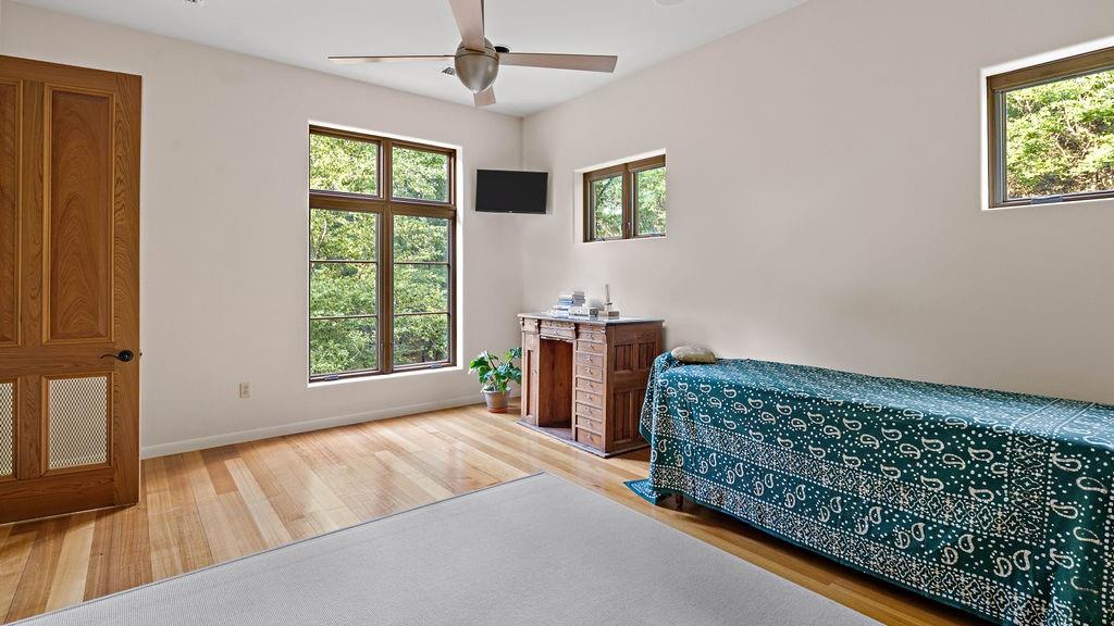 12100 HAY HOLLOW Road