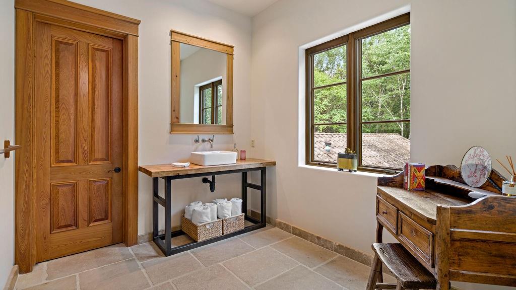 12100 HAY HOLLOW Road