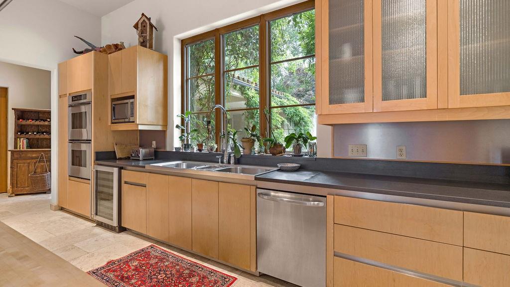 12100 HAY HOLLOW Road