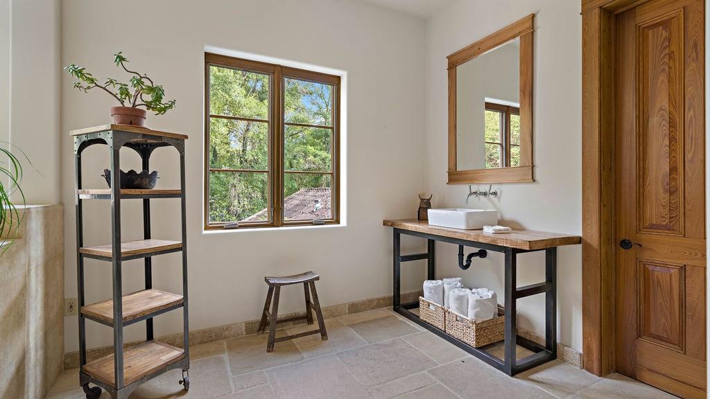 12100 HAY HOLLOW Road