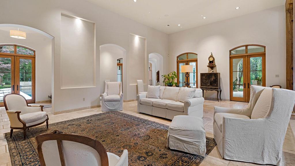 12100 HAY HOLLOW Road