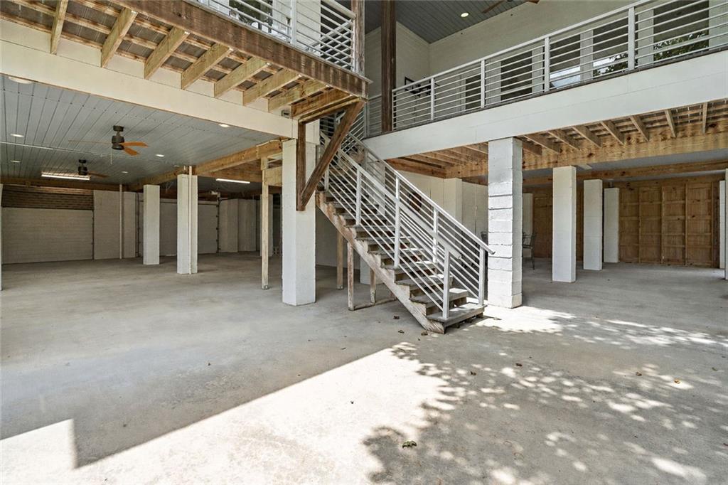 1005 MAIN Street