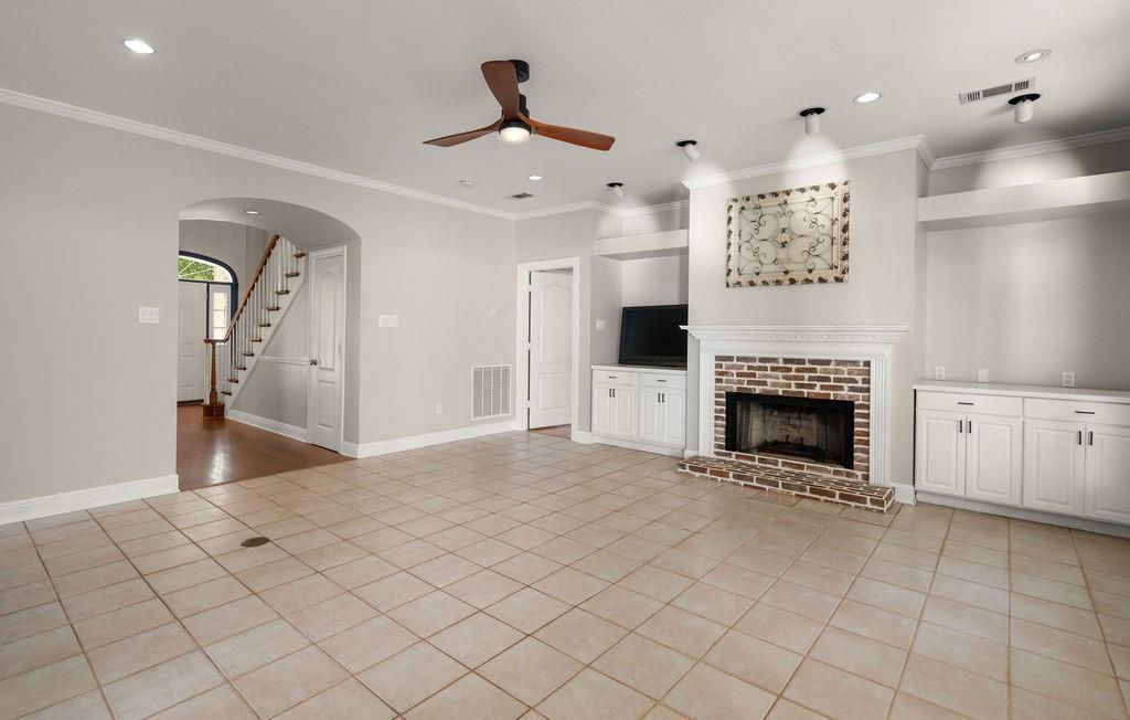 67 N DOGWOOD Drive