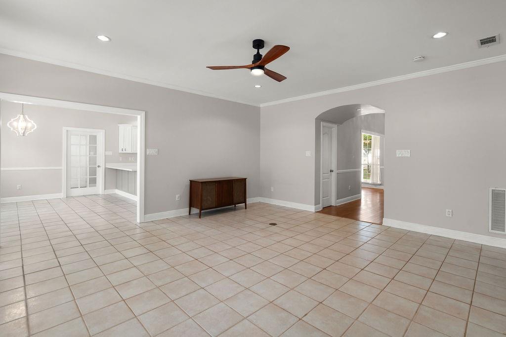 67 N DOGWOOD Drive
