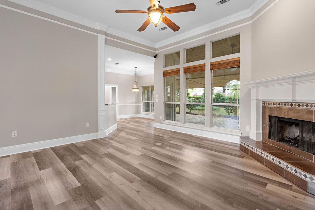 533 HOMEWOOD Drive