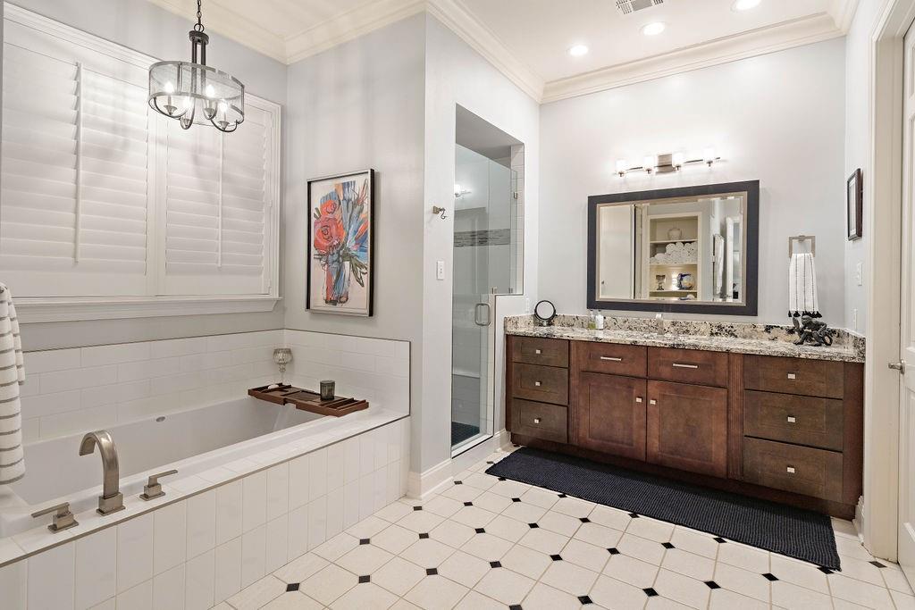111 MAPLE RIDGE Way