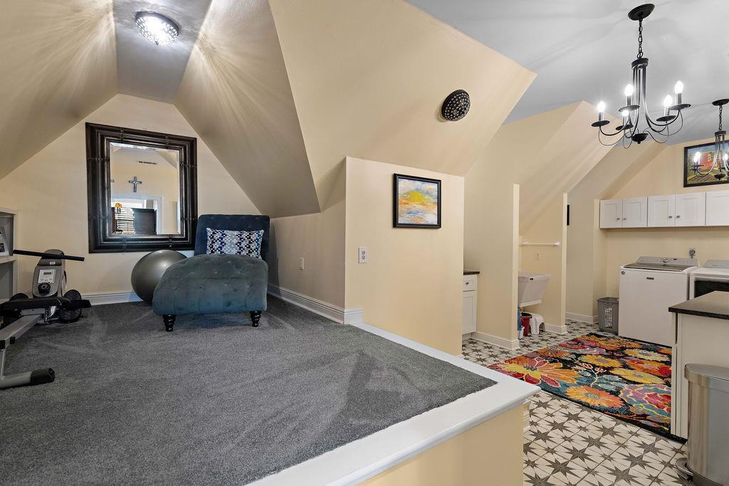 111 MAPLE RIDGE Way