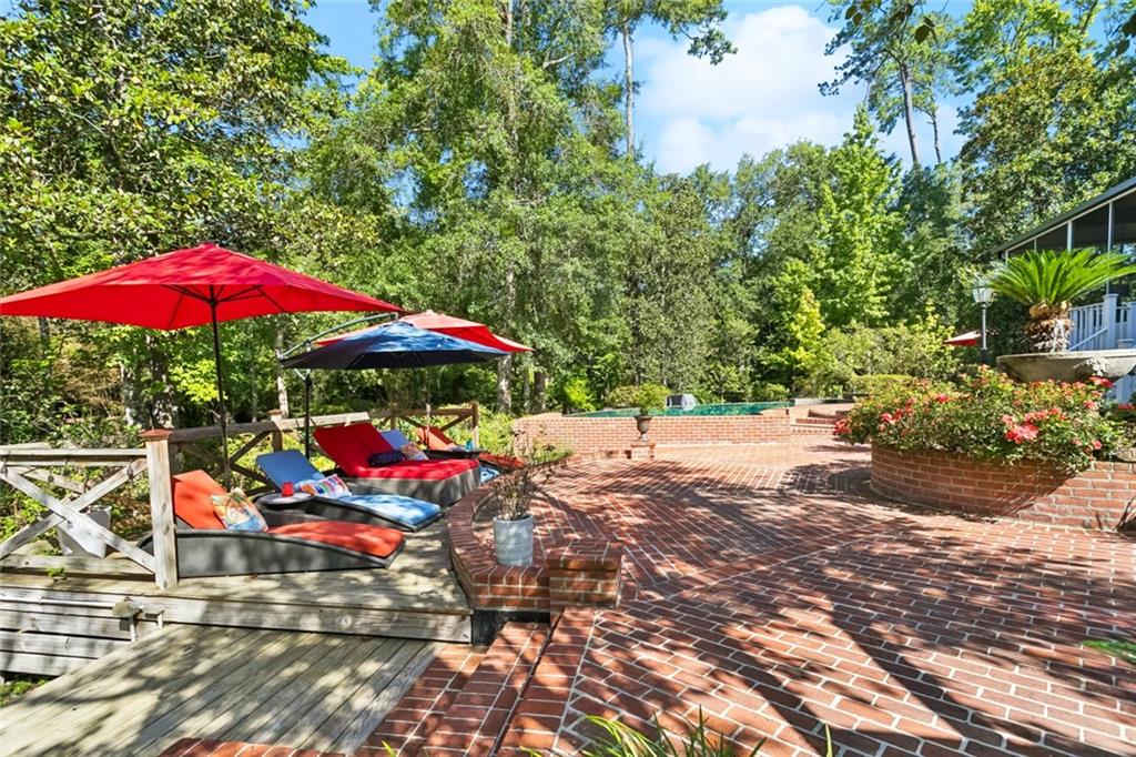 111 MAPLE RIDGE Way
