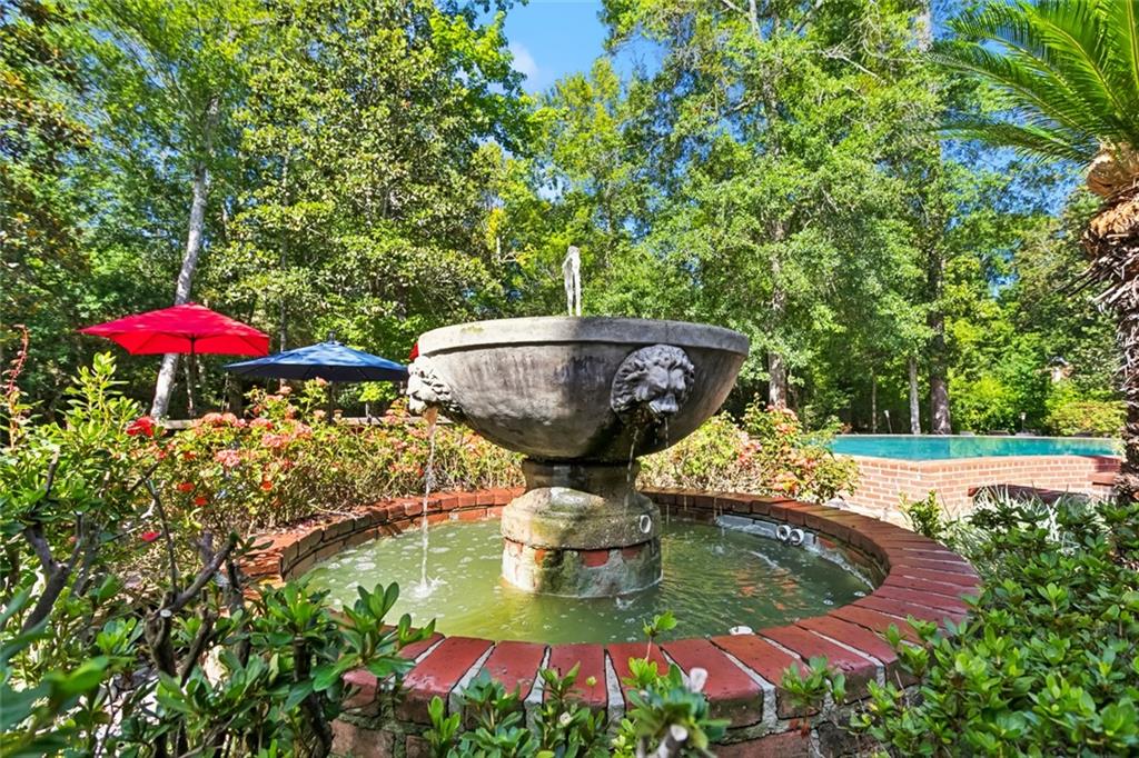 111 MAPLE RIDGE Way