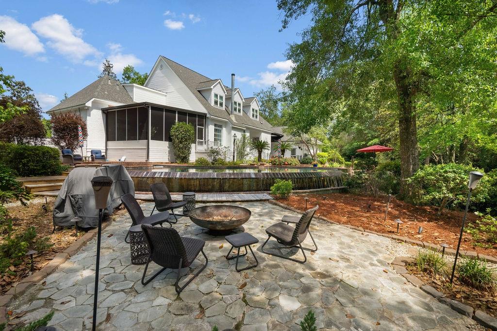 111 MAPLE RIDGE Way