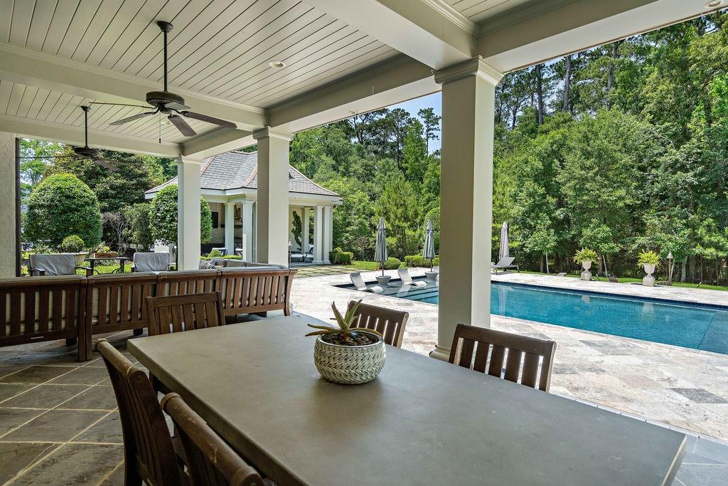 33 RIVERDALE Drive