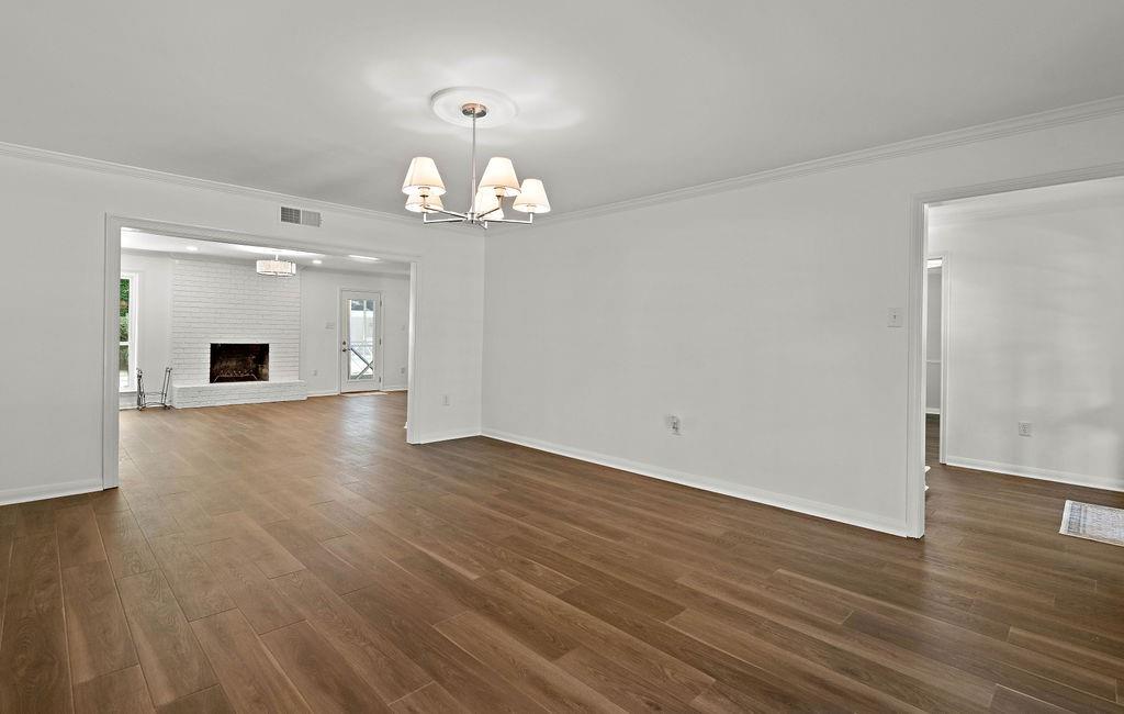 72 RIVERDALE Drive