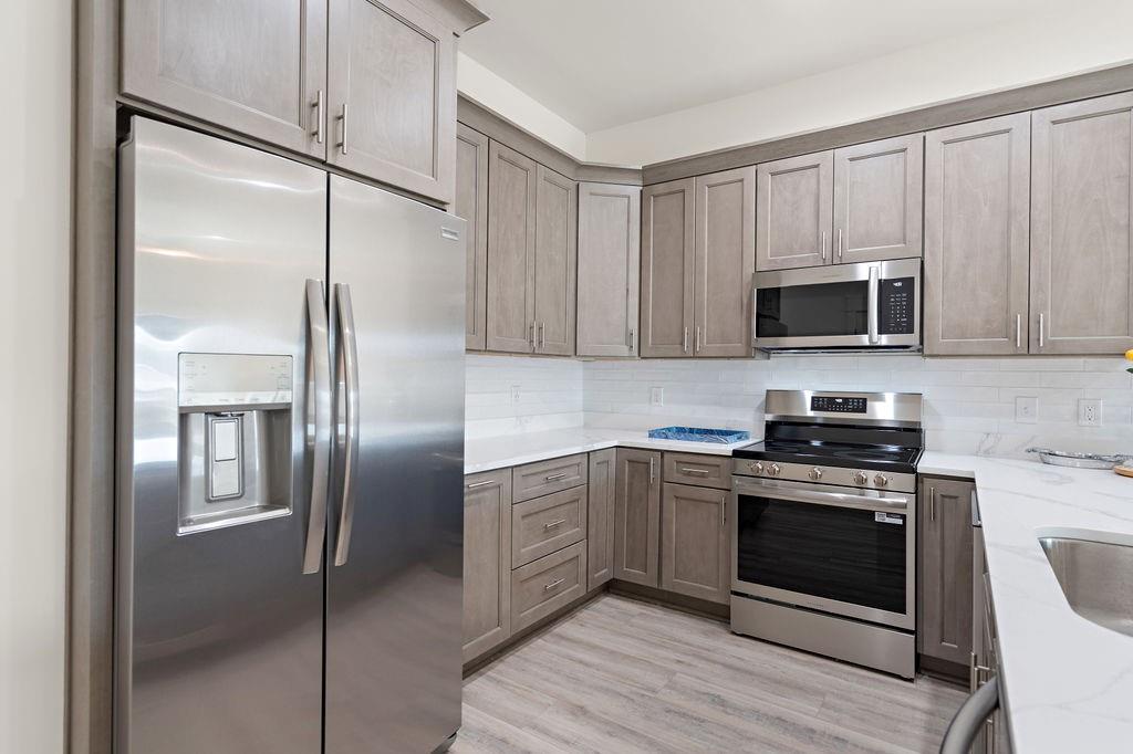 124 COURT Street 305