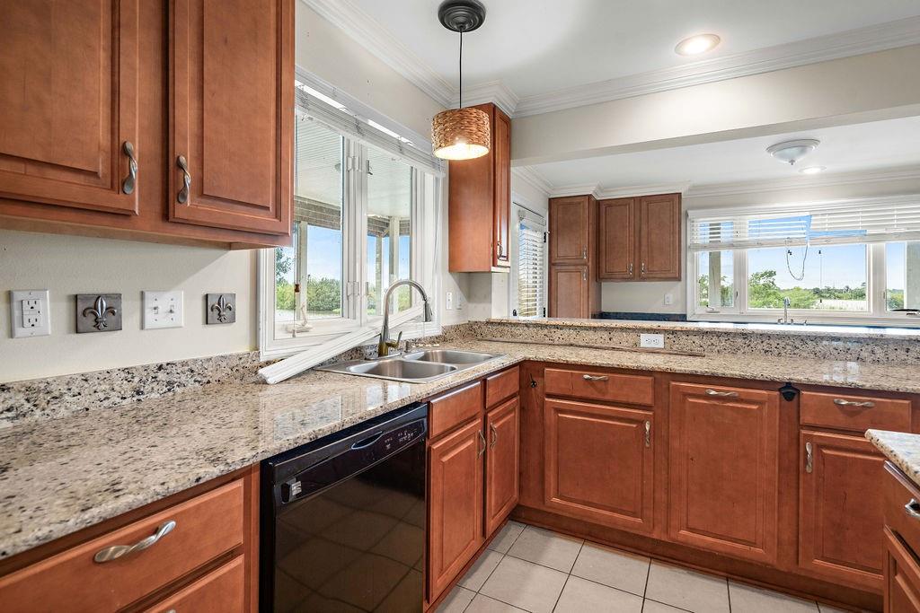 15 PLACE LAFITTE Place