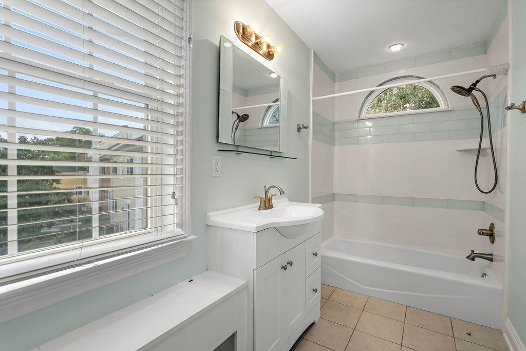 15 PLACE LAFITTE Place