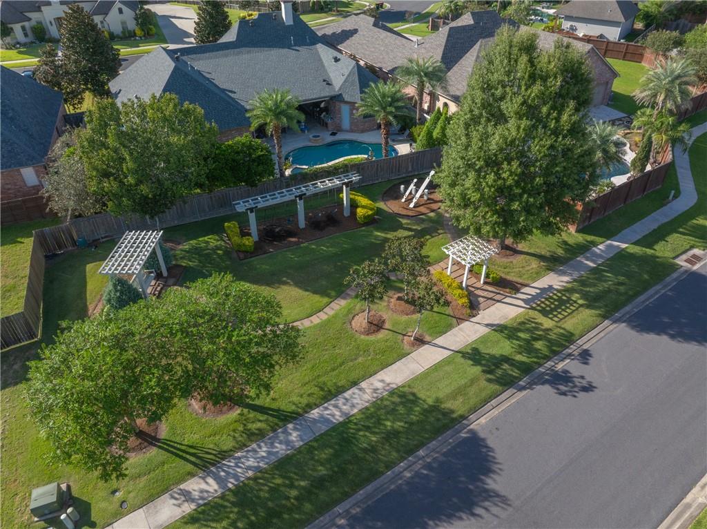 202 BRAHMWELL Court