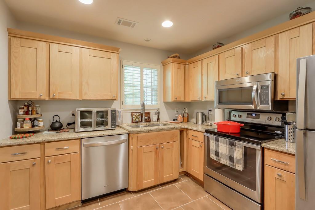 2320 Newport Landing