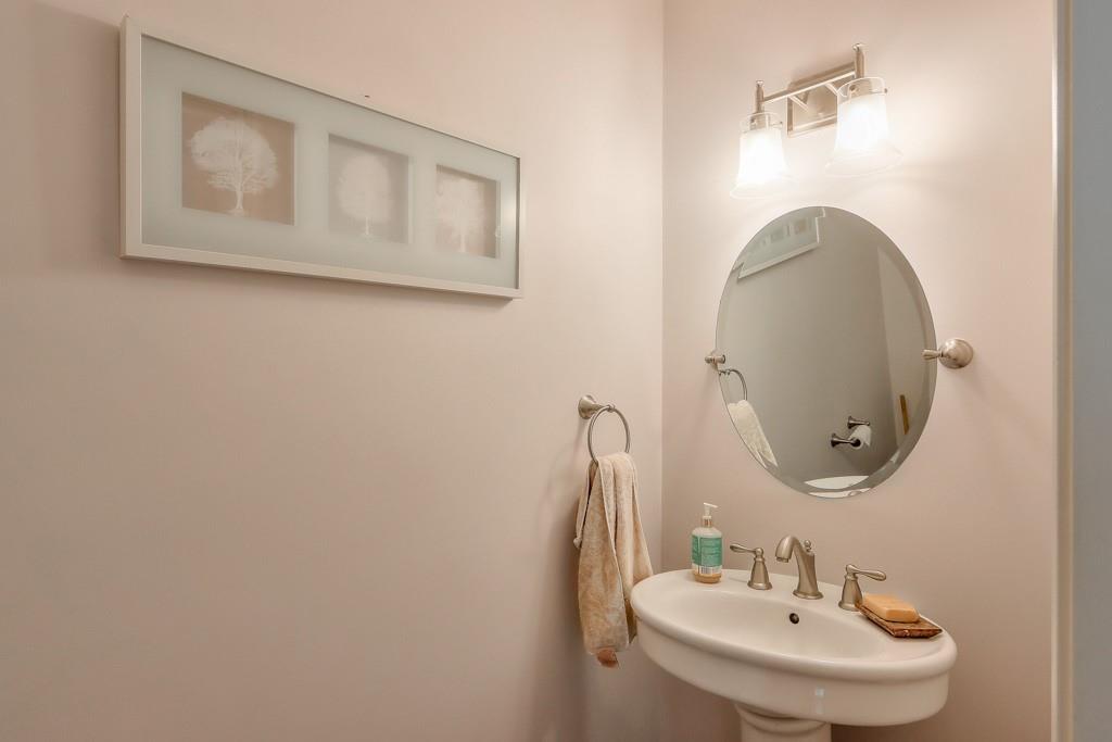 2320 Newport Landing