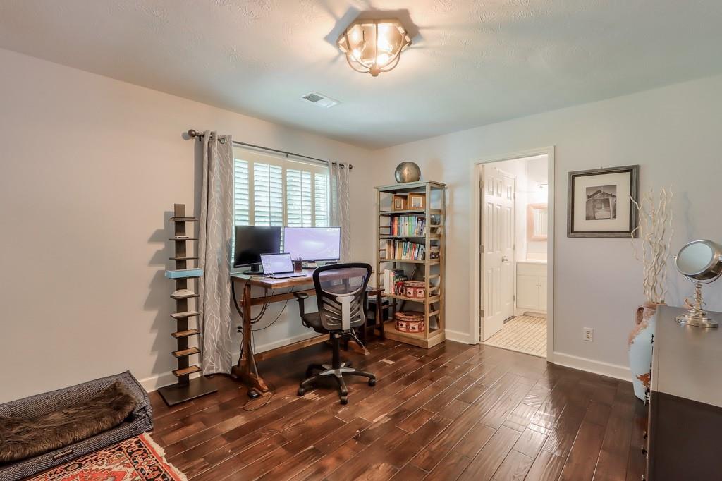 2320 Newport Landing