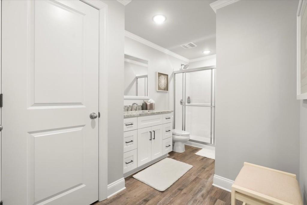 215 Oakhurst Leaf Drive