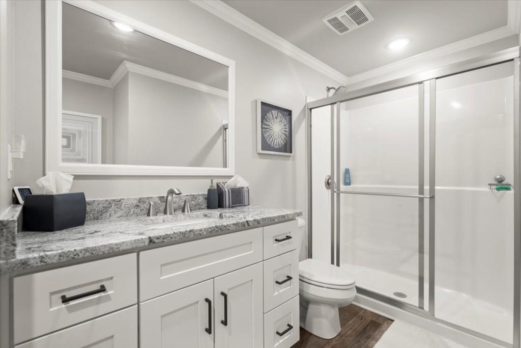 215 Oakhurst Leaf Drive