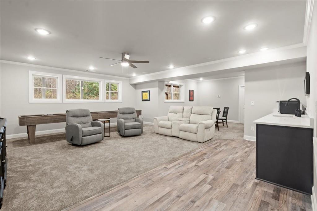 215 Oakhurst Leaf Drive