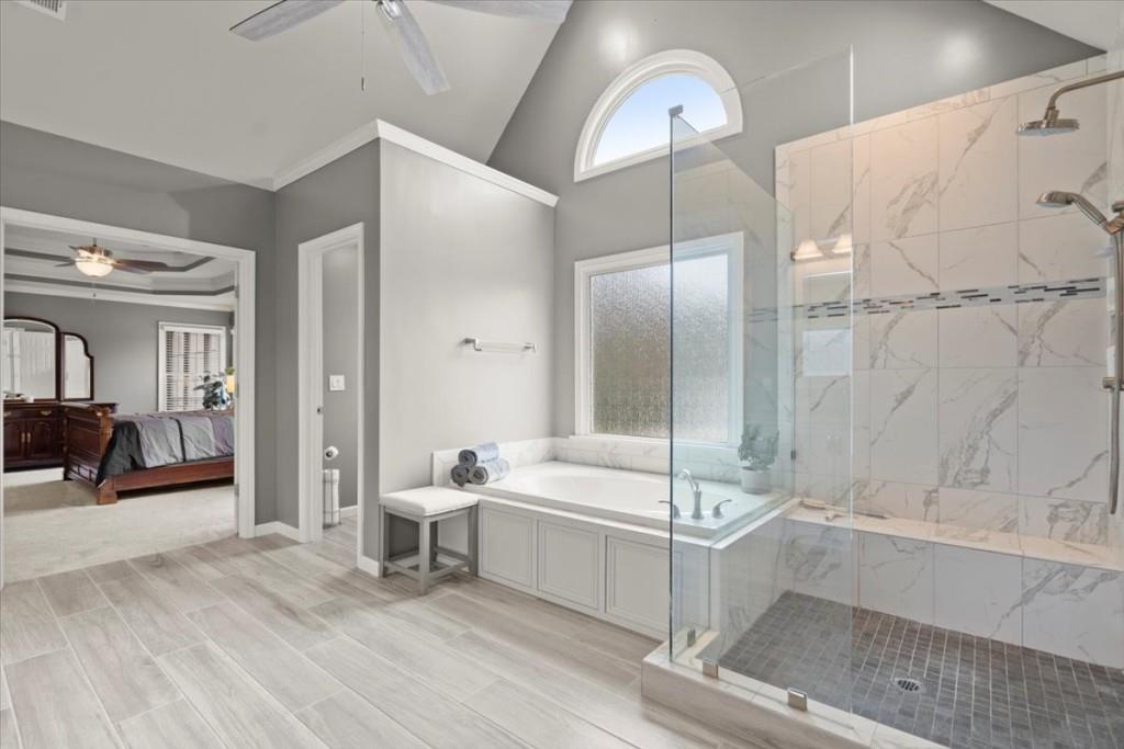 215 Oakhurst Leaf Drive