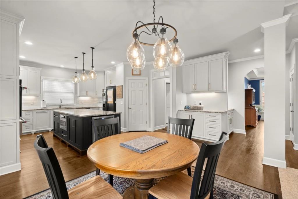 215 Oakhurst Leaf Drive