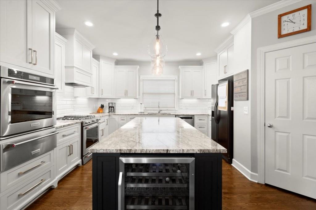 215 Oakhurst Leaf Drive