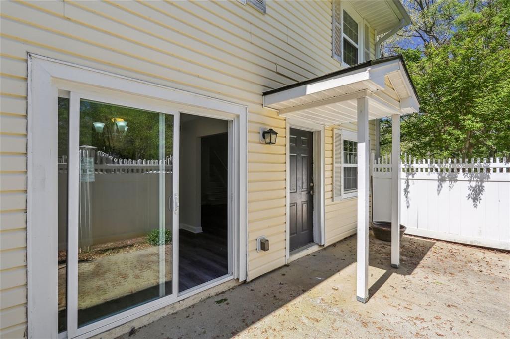 1636 Raleigh Circle SE