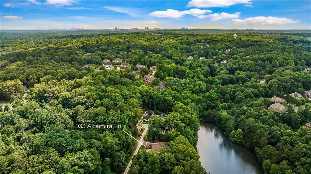 933 Altamira Lane