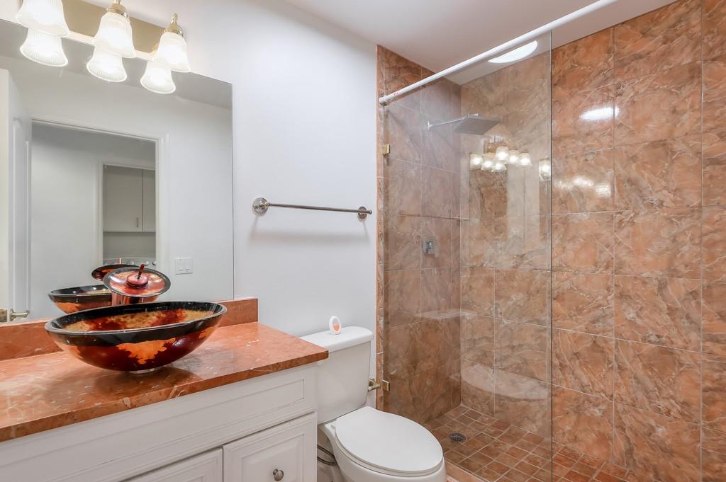 3475 Oak Valley Road NE Unit 530