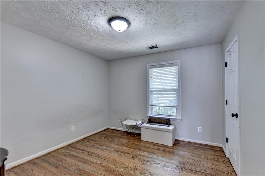 1050 Bonaventure Way