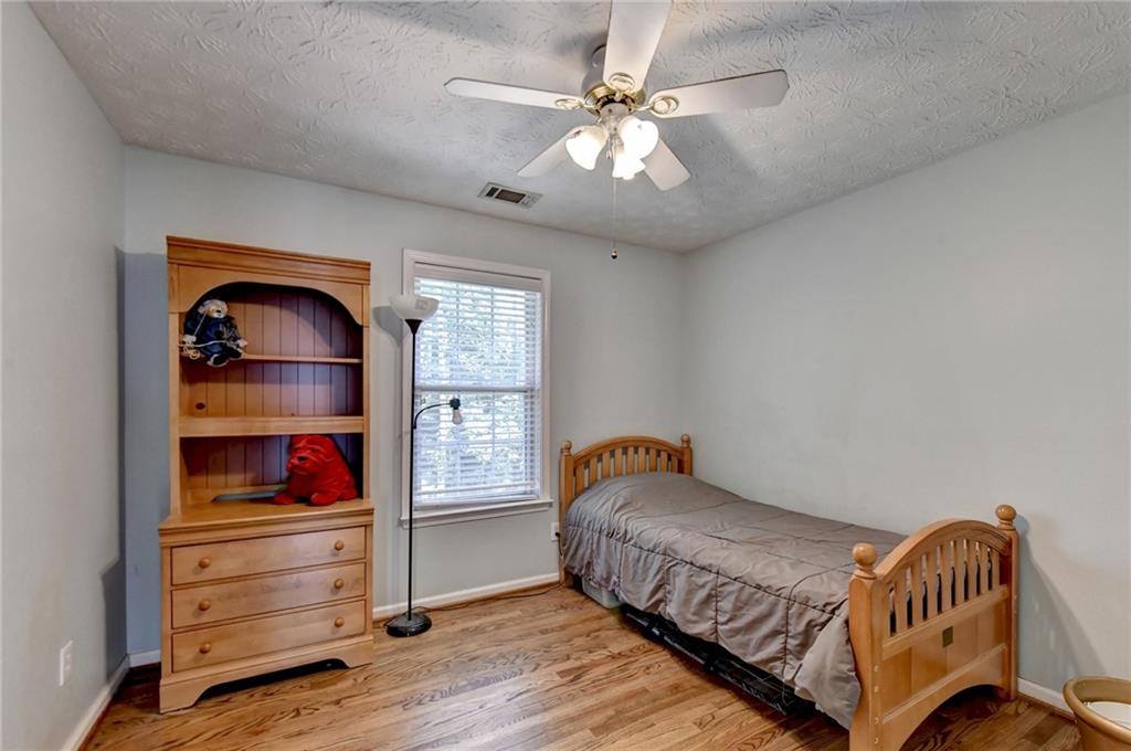 1050 Bonaventure Way