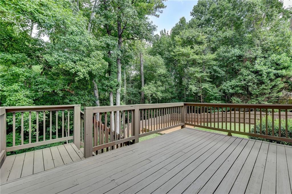 1050 Bonaventure Way