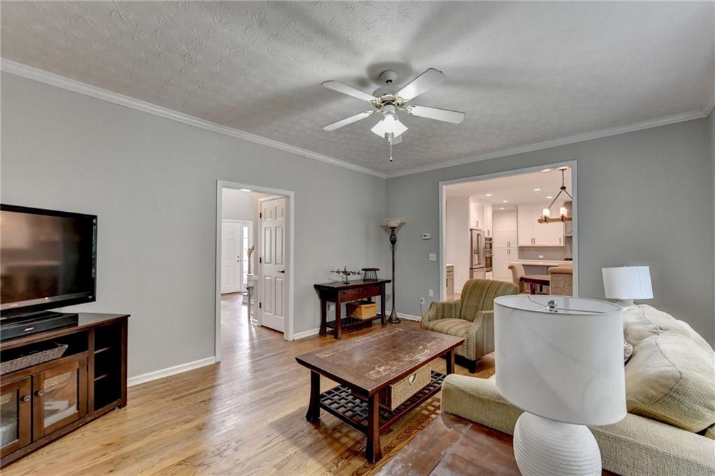 1050 Bonaventure Way