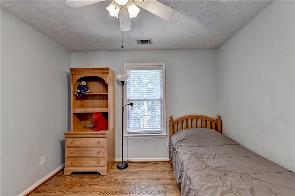 1050 Bonaventure Way