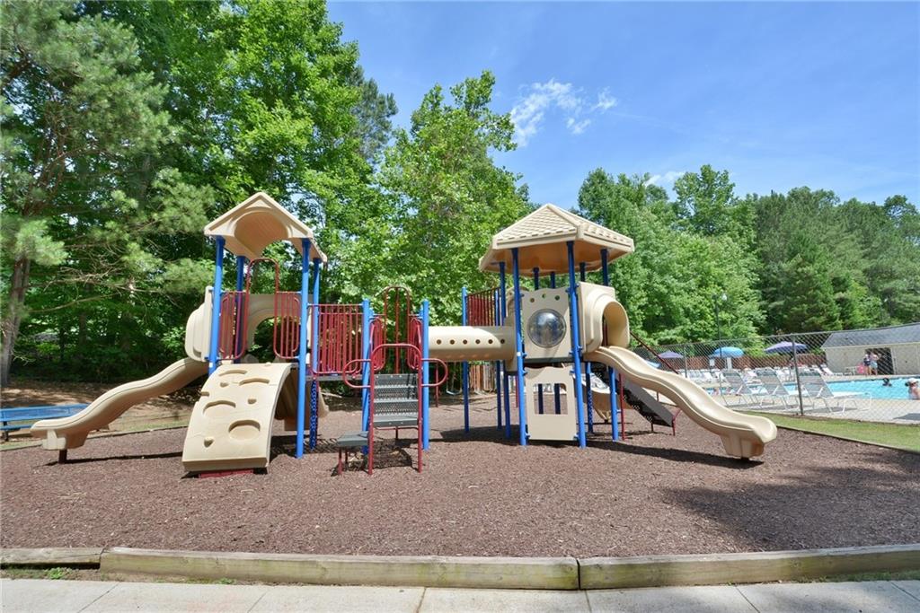 1050 Bonaventure Way