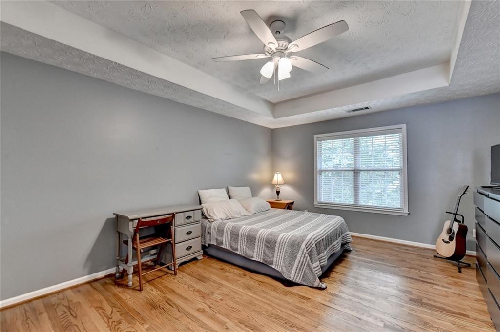 1050 Bonaventure Way