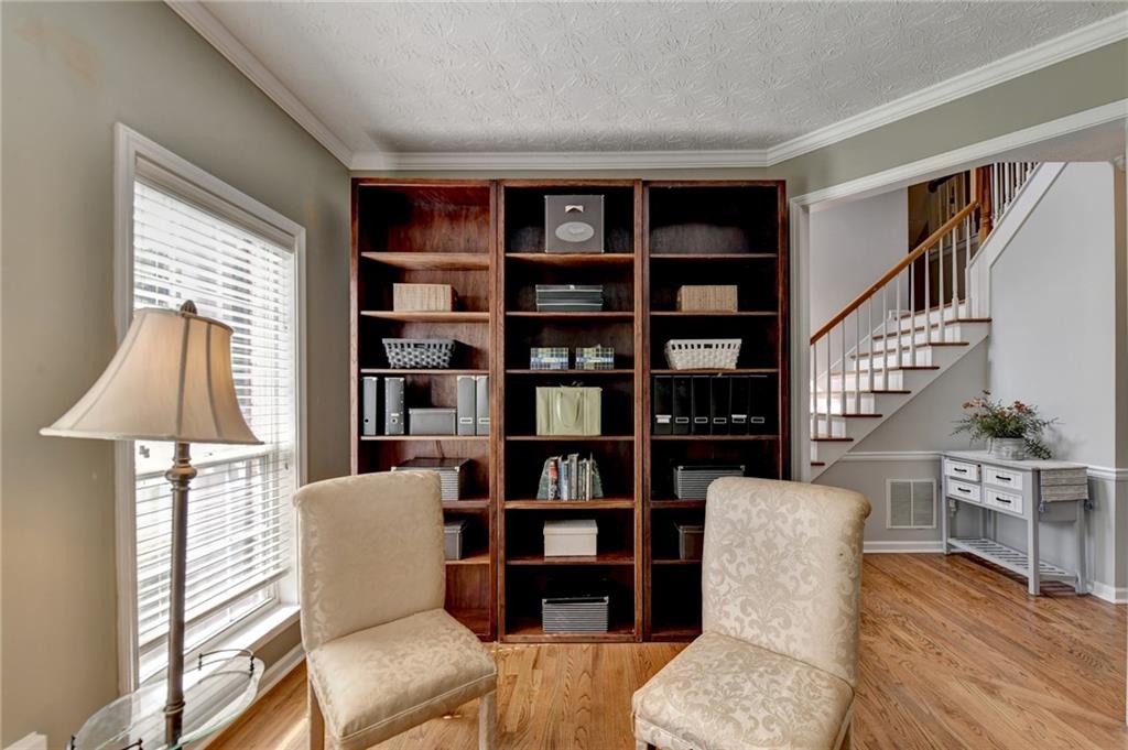 1050 Bonaventure Way