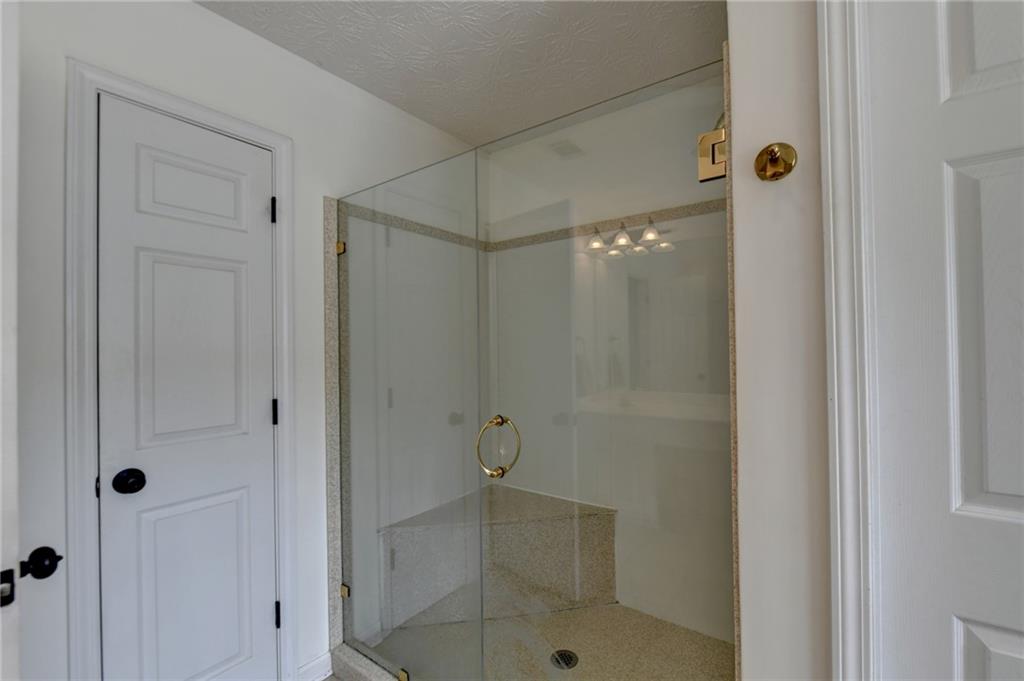 1050 Bonaventure Way